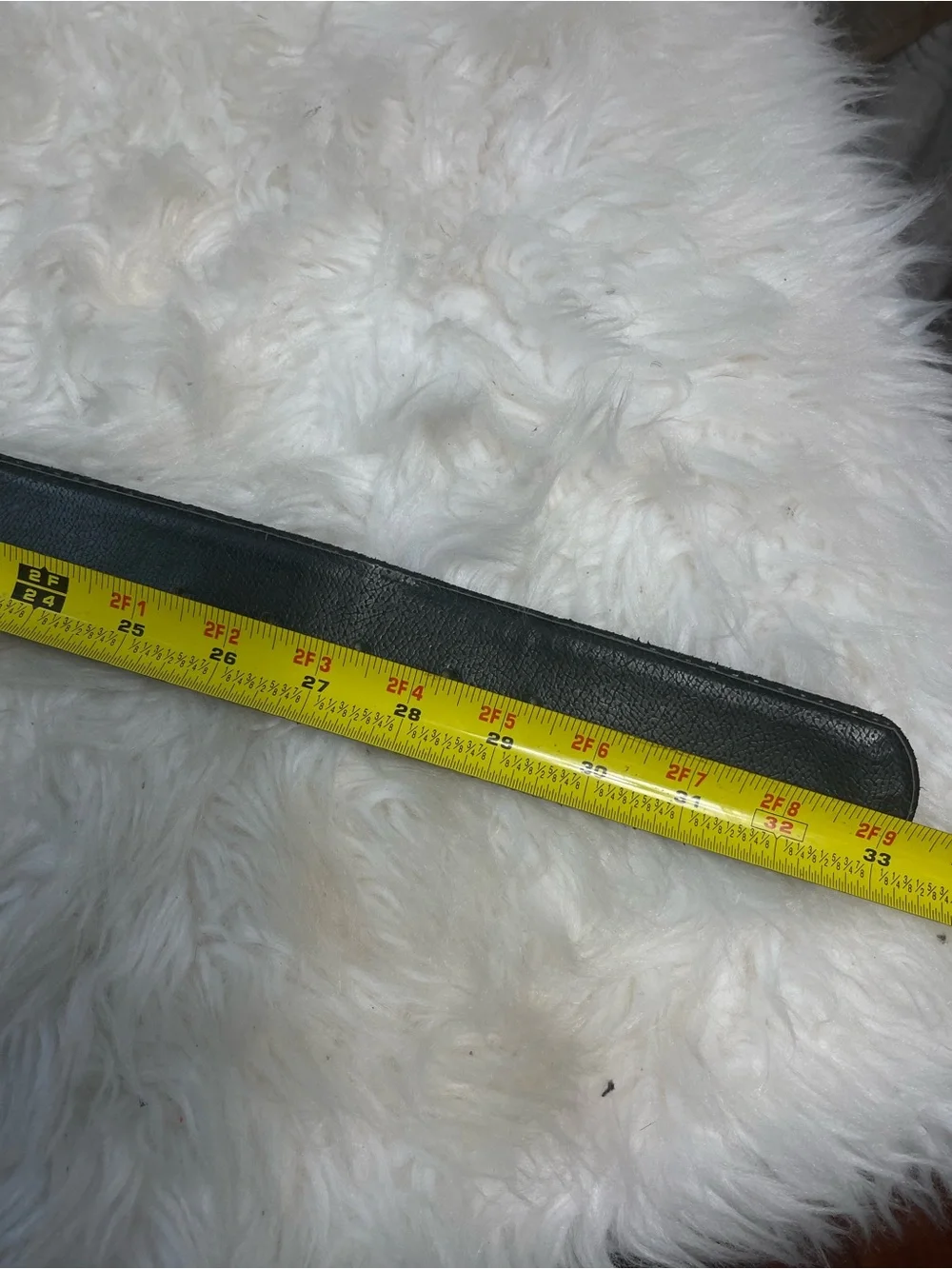 Carlisle leather black texture belt with oversized beaded gold tone buckle SZ XS